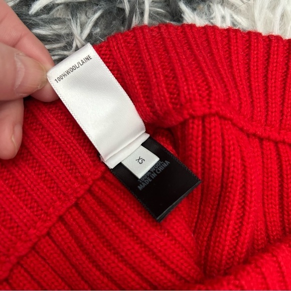 St. John Stretch Ribbed Wool Skirt - Picture 6 of 7